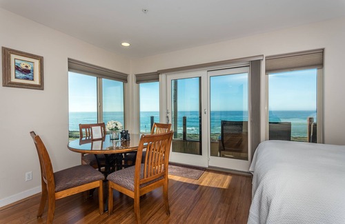 San Simeon Hotel | Little Sur Inn