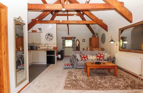 Sticklepath Cottage | LITTLE TORR, romantic, country holiday cottage in Drewsteignton