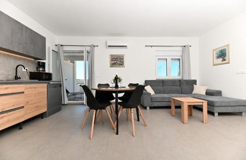 Podglavica Apartment | Lity Green Apt