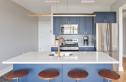 Fishtown Apartment | Live Artfully in This 2BR Stay