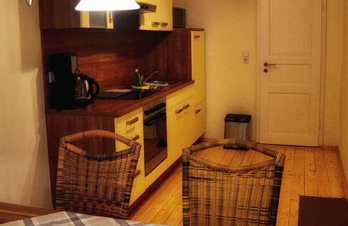 Altstadt Apartment | live individually and modernly in old walls