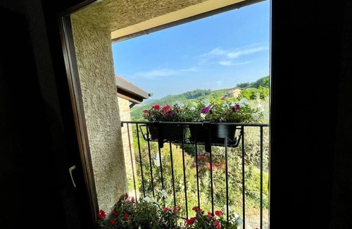 San Pietro di Feletto House | Live & Love The Prosecco Hills