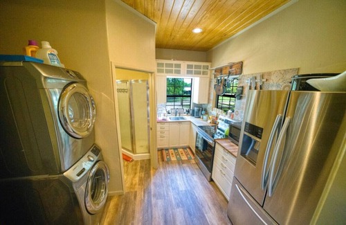 Dripping Springs House | Live Oak Lodge, at Wanderin’ Star Farms