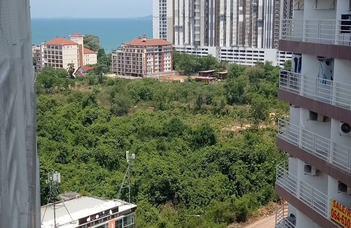South Pattaya Condo | Live the beach life in Jomtien Beach Condo, Pattaya
