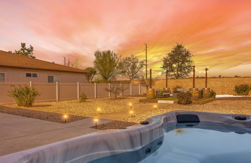 Temecula House | Livin' In Zin-30-Day Rental-Jacuzzi, Poker and pool table