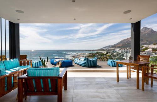 Camps Bay House | Living Hotel Lion's Eye