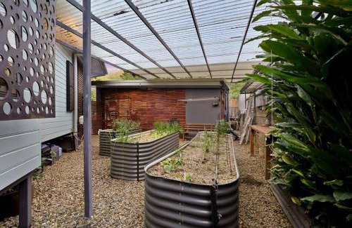 Redlynch House | Living On The Edge - A Private Oasis in Paradise