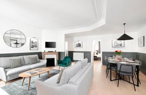Quartier de la Porte-Saint-Denis Apartment | LivinParis - Luxury 3 Bedrooms Opera II
