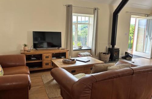 Boncath House | Llaethdy - The Dairy