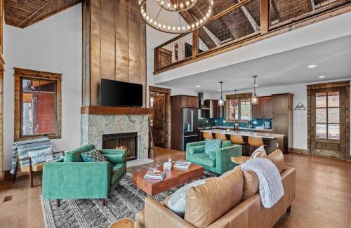 Banner Elk House | Llama Creek Cabin at Eagles Nest