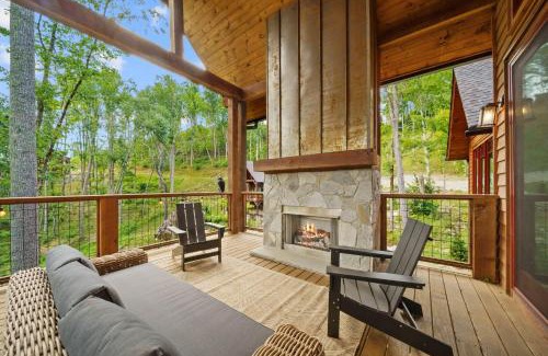 Banner Elk House | Llama Creek Cabin at Eagles Nest
