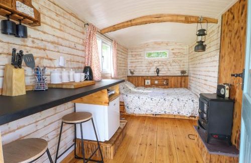 Brynrefail House | Llety Llanfair