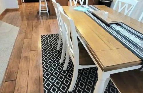 Sioux Falls House | LMD Townhouse 3 bdrm with HOT TUB and game room.