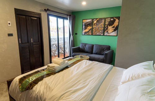 Wat Bowon Niwet House | Lo-ha Guesthouse Contactless Check-in