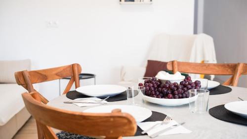 Sant Jaume d'Enveja House | Lo Montsia