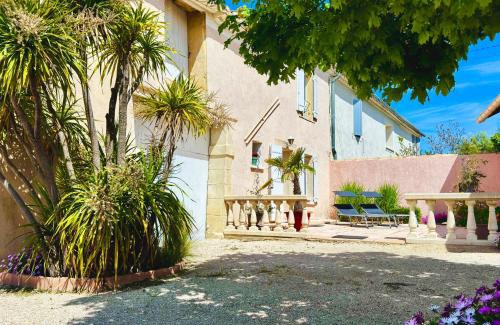 Saze House | Loca-Moulins