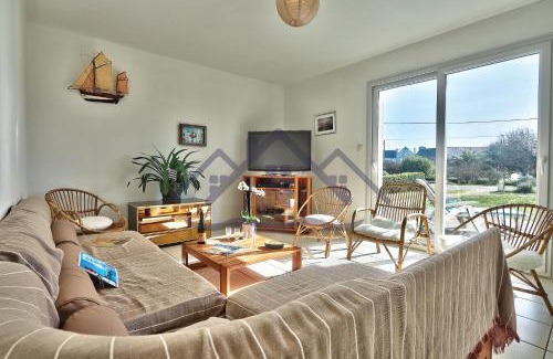 Guilvinec House | LocaLise - M12 -Ty Marjan - Vacances à quelques pas de la mer au Guilvinec - Wifi inclus - linge de lit inclus - Animaux bienvenus - Jardin avec possibilité d'être clos avec grillage