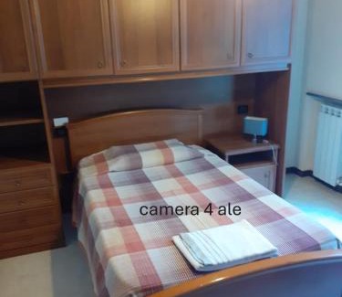 San Colombano Certenoli Hotel | Locanda Primo Sole