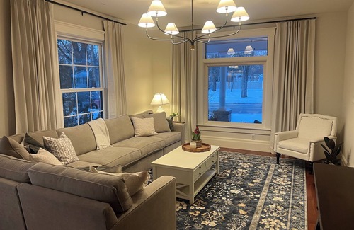 Dexter Bed & Breakfast | Located 9.5 miles from the Michigan Stadium! Your family will be close to everything when you stay at this centrally-located historic home. Walk downtown for a visit to the Dexter Bakery and Creamery. Take a stroll or bike ride on the B2B trai