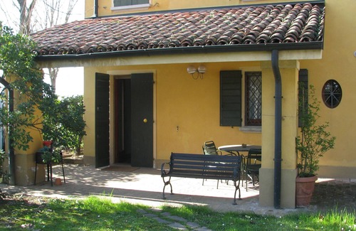 Reggio nell'Emilia Apartment | Located in a quiet countryside area a stone's throw from the city