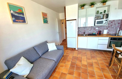 Sausset-les-Pins Apartment | Location Appartement T2 Face à la mer et au Port, à 2 min de la Plage