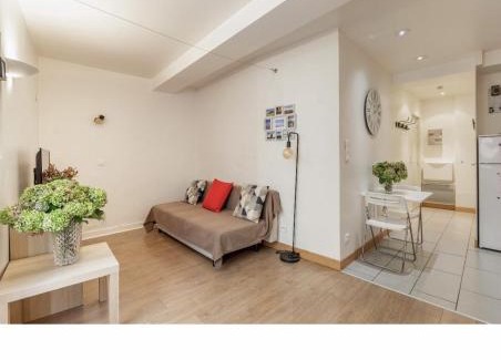 Riom Apartment | Location F1 neuf centre historique Riom (63) - Puy-de-Dôme, Auvergne