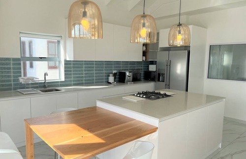 Paternoster Apartment | Location, location, location! Luxury with splendid views.