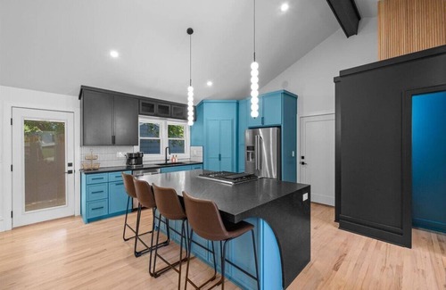Prairie Village House | Location! w/King Beds+Hottub+GameRoom+Theater+Gym+Solo Stove Fire Pit