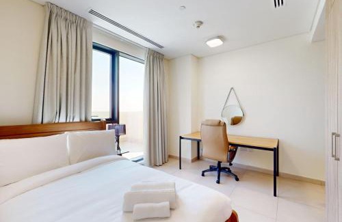 Mirdif Apartment | Locations I Lux 3 Bedroom Villa I Panaromic Lush Green Views I Gym, Pool, Parking & Wi-Fi