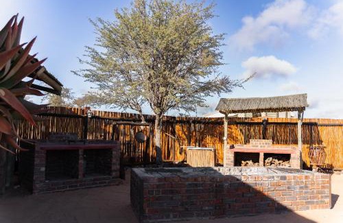 Mier House | Loch Maree Guest Farm & Field Camp