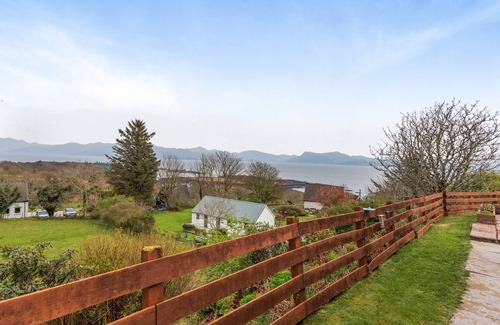 Breakish House | Loch Nibheis - Two Bedroom House, Sleeps 4