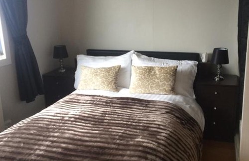 Nostie House | Lochalsh View en suite Kyle near Skye