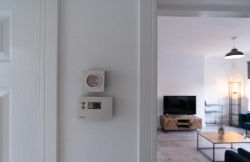 Anniesland House | Locksley House