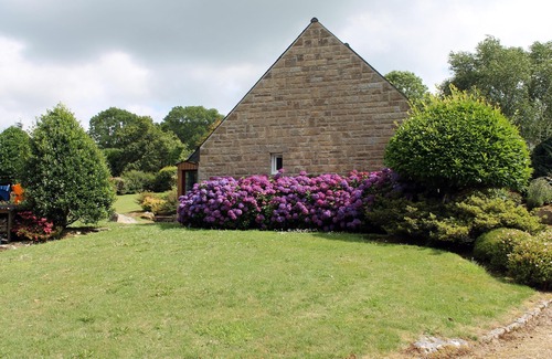 Locronan House | LOCRONAN - Beautiful house, veranda and large garden - near sea and bay view