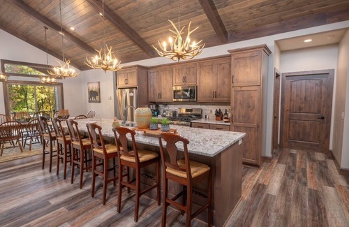 Dover Cabin | Lodge at Hilton's Hideaway