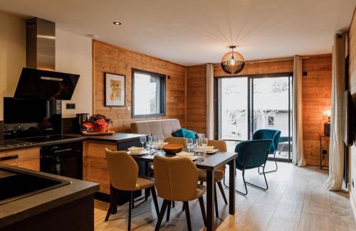 Le Chambon-sur-Lignon House | Lodge avec bain à remous privatif, piscine, salle de sport et aire de jeux au bord du golf de Chambon - FR-1-582-370