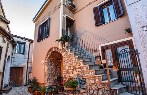 Pignola Apartment | Lodge-Private Bathroom