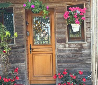 Saint-Pierre-les-Nemours House | LODGE Site escalade