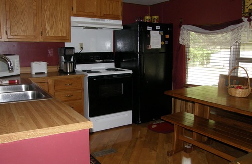 Wynnburg House | Lodging on Reelfoot Lake Upper Blue Basin at The Bayou Bungalow