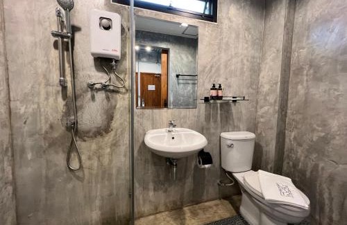 Khlong Song Ton Nun Hotel | Loft 202 Hotel