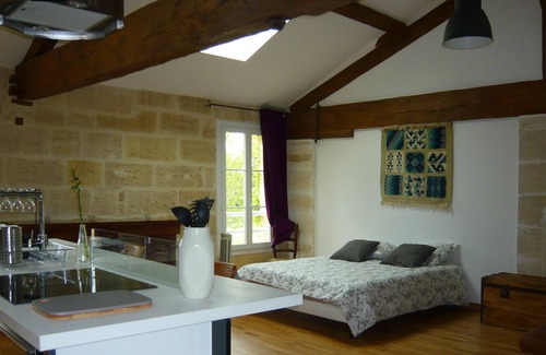 Bourg-sur-Gironde Other | Loft 80m2 comfort in old building on organic field near Bordeaux