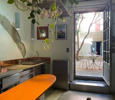 Beziers City Centre Apartment | Loft Atypique - Climatisé - Hyper centre - Calme - Petite terrasse