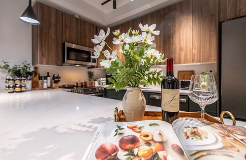 Somerville Apartment | Loft Condo Free Parking/MIT/Harvard/TD Garden