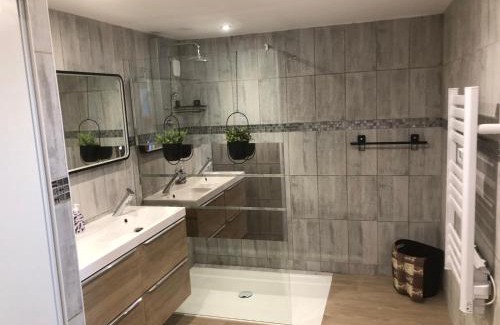 Laplume Apartment | - Loft fléchette - clim - garage