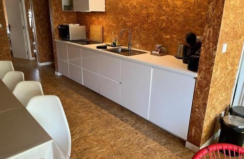 Macau Apartment | Loft Médoc 8 pers - Balnéo, filet & châteaux