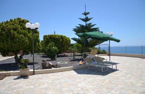 Licata Apartment | LOFT NICOLIZIA - Area Esterna Esclusiva con Vista Mare