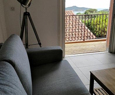 Giens Apartment | Loft T3 Duplex Vue Mer Porquerolles