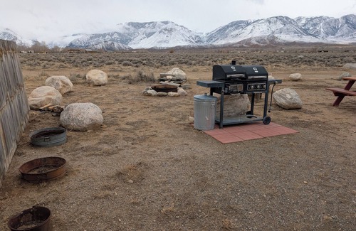 Clark Cabin | Log Cabin Sleeps 2-7 Base of Beartooth Mtn Near Cody WY & Yellowstone Natl Park