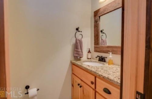 Lincolnton House | Log Home Clarks Hill Lake - Great for family vacations