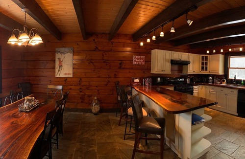 Mount Holly Ski Chalet | Log Home# w/Incomparable Peace, Serenity, Privacy And The First Class Amenities